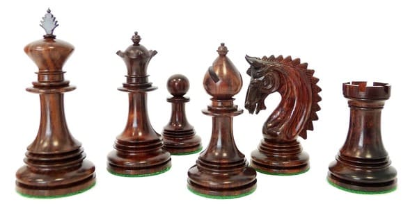 figuras ajedrez de madera